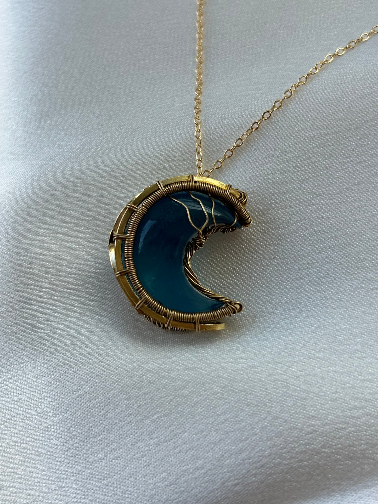 "TREE OF LIFE MOON" AQUAMARINE NECKLACE